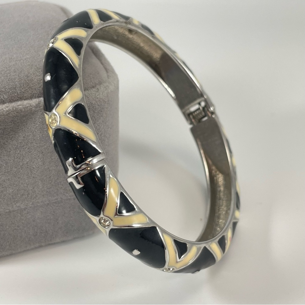 Black And White X Enamel & Rhinestone Bangle Bracelet Clamper Silver Tone